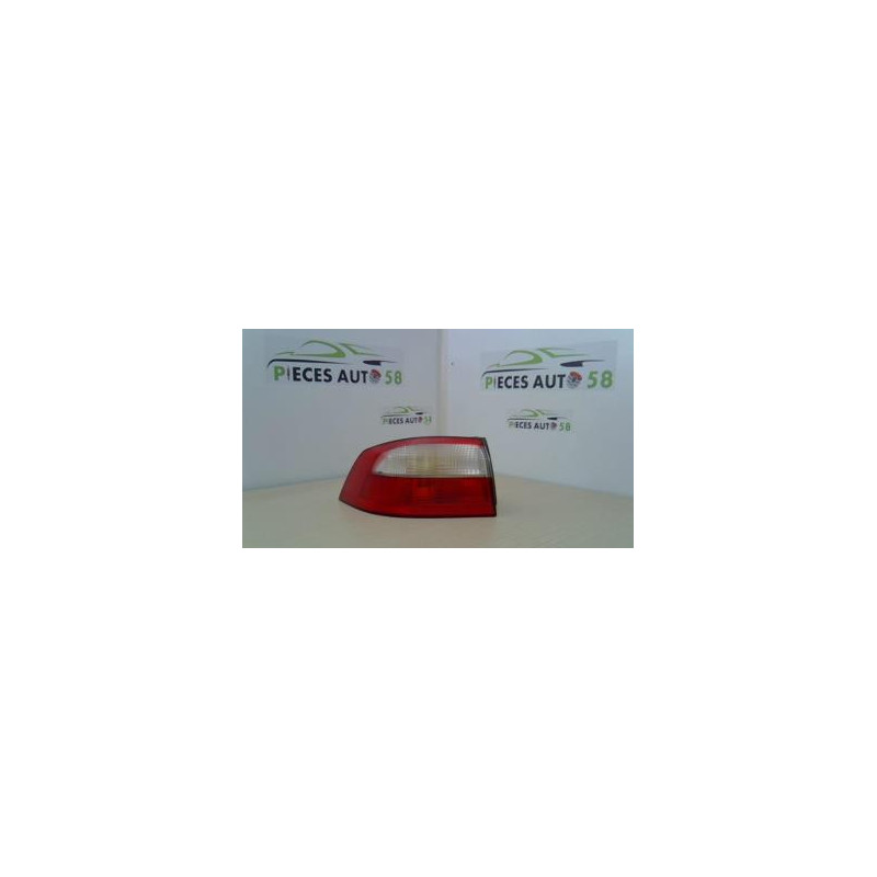 Feu arriere principal gauche (feux) RENAULT LAGUNA 2 PHASE 1 d’occasion