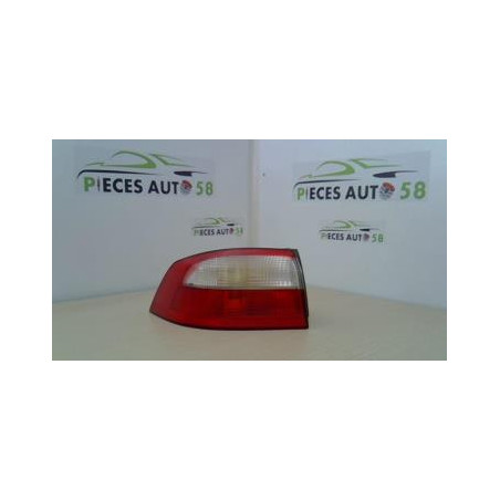 Feu arriere principal gauche (feux) RENAULT LAGUNA 2 PHASE 1 d’occasion