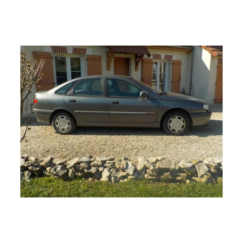 Optique avant principal droit (feux)(phare) RENAULT LAGUNA 1 PHASE 2 d’occasion