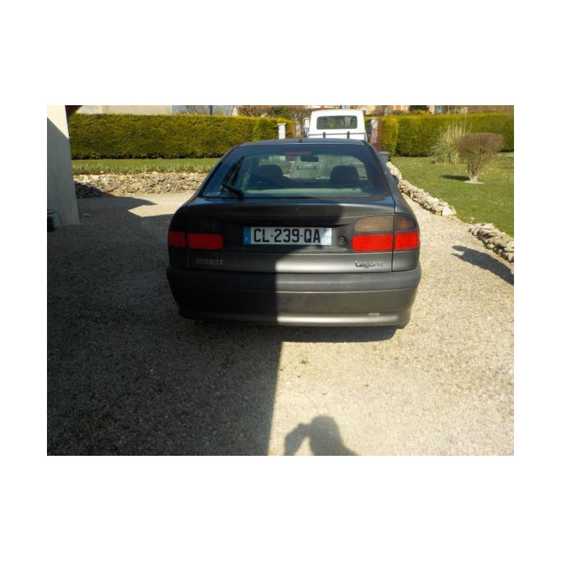 Optique avant principal droit (feux)(phare) RENAULT LAGUNA 1 PHASE 2 d’occasion