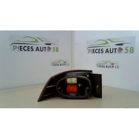 Feu arriere principal droit (feux) RENAULT LAGUNA 2 PHASE 2 d’occasion