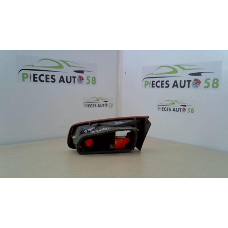 Feu arriere secondaire gauche (feux) RENAULT LAGUNA 2 PHASE 1 d’occasion