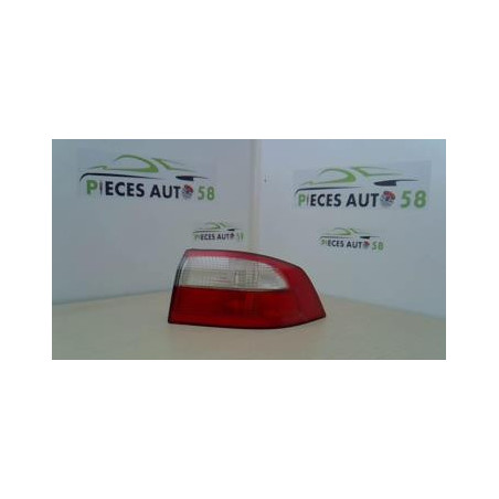 Feu arriere secondaire droit (feux) RENAULT LAGUNA 2 PHASE 1 d’occasion