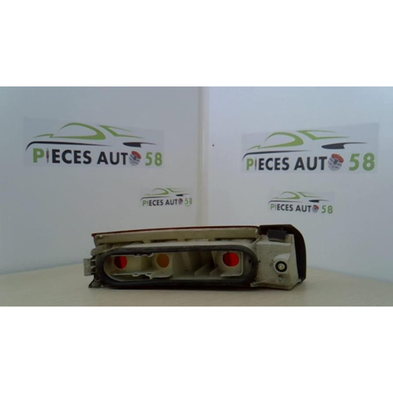 Feu arriere principal gauche (feux) RENAULT SUPER 5 d’occasion