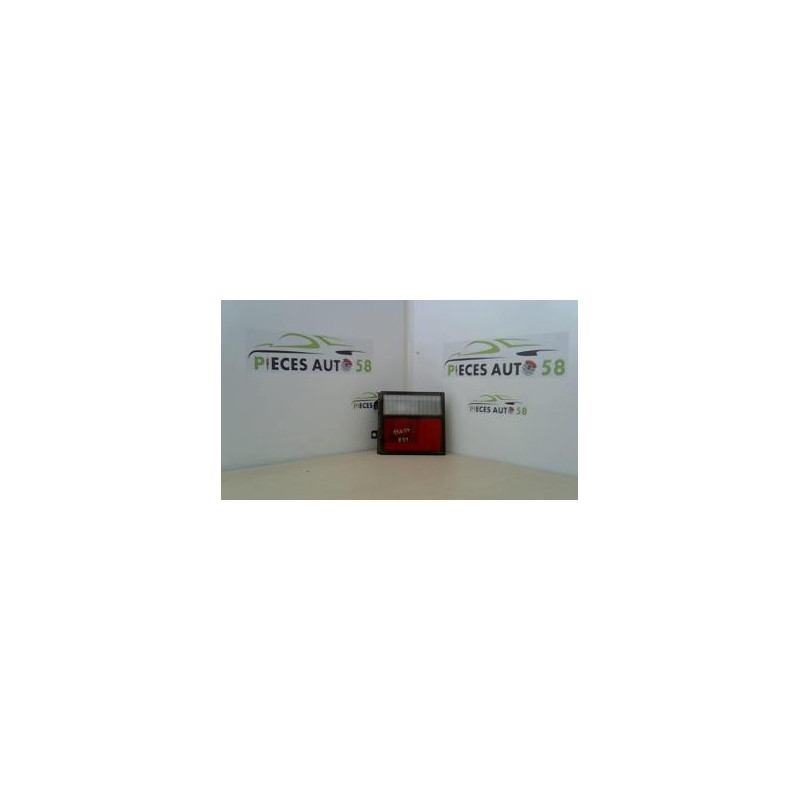 Feu arriere secondaire droit (feux) RENAULT R21 PHASE 1 d’occasion