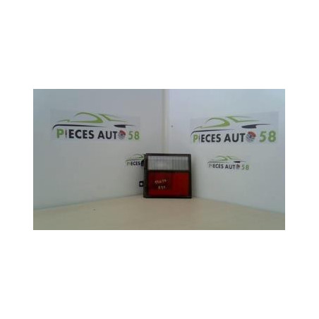 Feu arriere secondaire droit (feux) RENAULT R21 PHASE 1 d’occasion