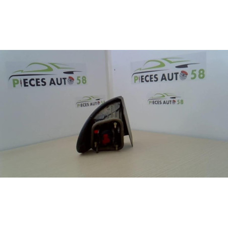 Feu arriere principal gauche (feux) RENAULT MEGANE 1 PHASE 1 d’occasion