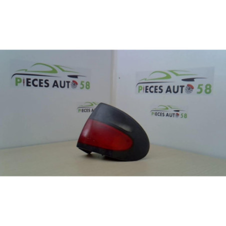 Feu arriere principal gauche (feux) RENAULT MEGANE 1 PHASE 1 d’occasion