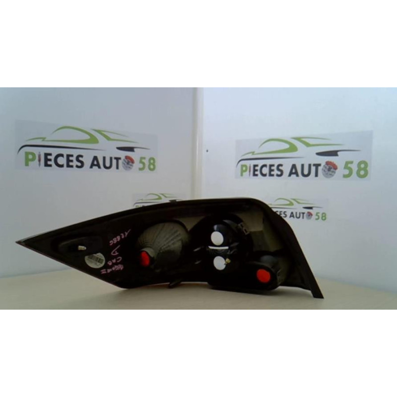 Feu arriere principal droit (feux) RENAULT MEGANE 2 PHASE 1 CABRIOLET d’occasion