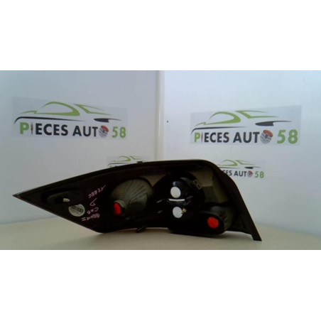 Feu arriere principal droit (feux) RENAULT MEGANE 2 PHASE 1 CABRIOLET d’occasion