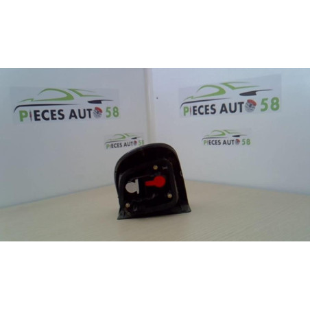 Feu arriere principal gauche (feux) RENAULT MEGANE 1 PHASE 2 d’occasion