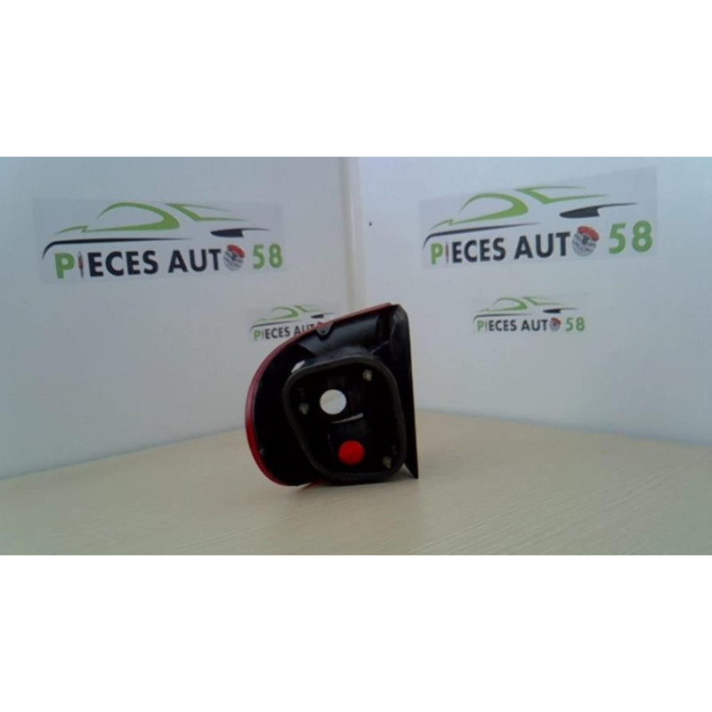 Feu arriere principal gauche (feux) RENAULT MEGANE 1 PHASE 1 d’occasion