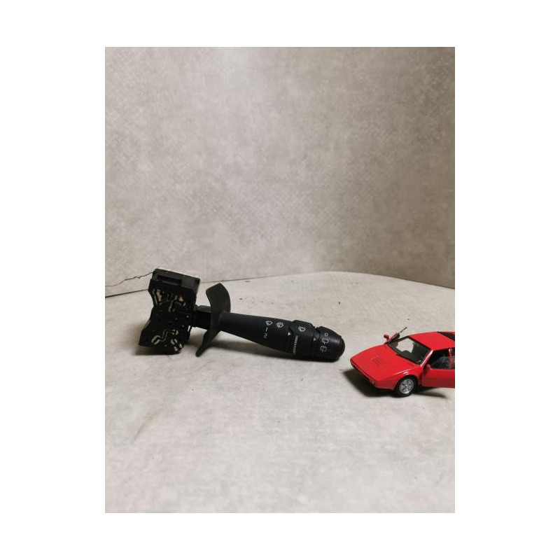 Commodo d'essuie glaces RENAULT CLIO 2 PHASE 1 d’occasion