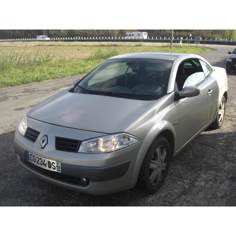 Feu arriere principal gauche (feux) RENAULT MEGANE 2 PHASE 1 CABRIOLET d’occasion