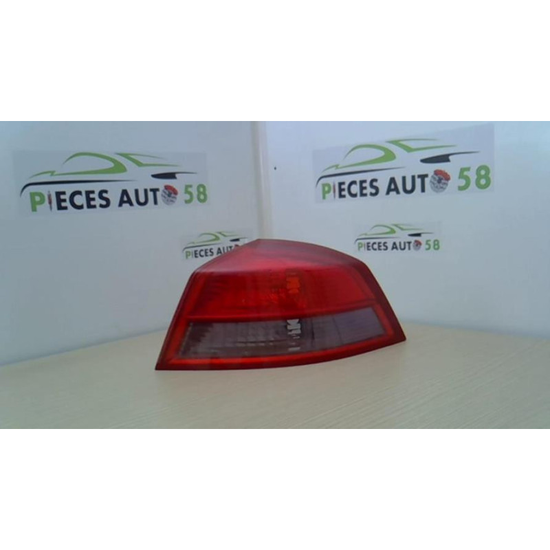 Feu arriere principal droit (feux) RENAULT VEL SATIS PHASE 1 d’occasion