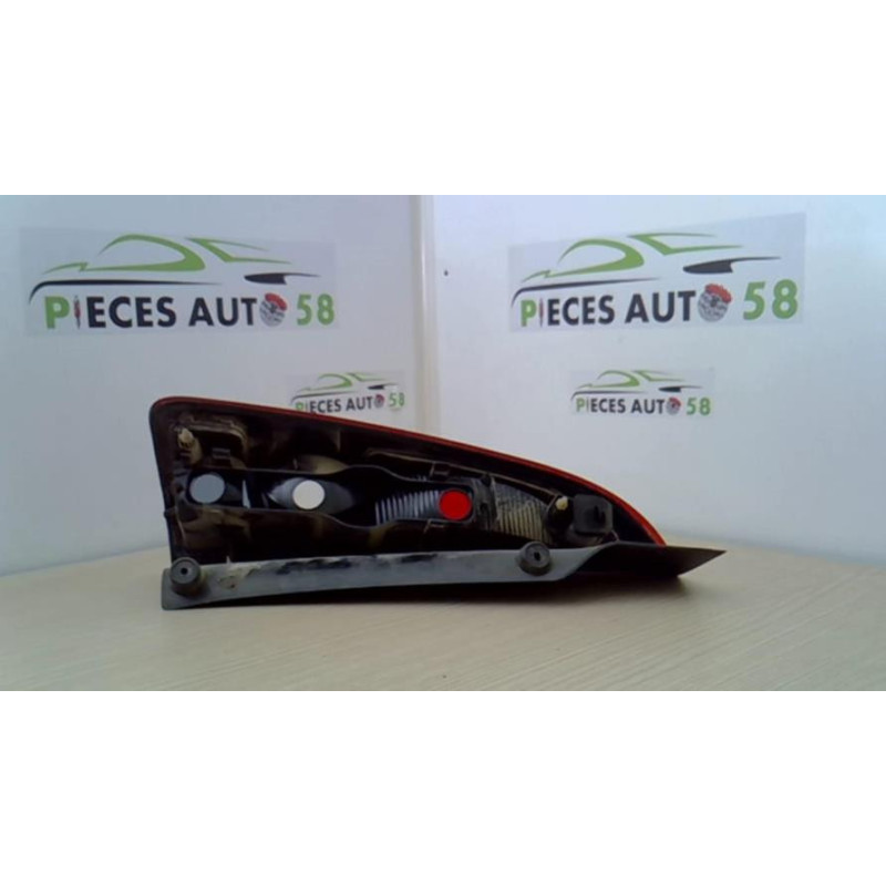 Feu arriere principal droit (feux) RENAULT ESPACE 4 PHASE 1 d’occasion
