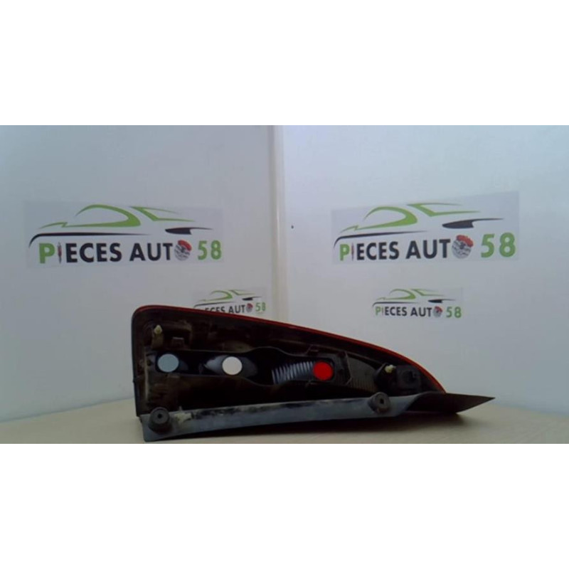 Feu arriere principal droit (feux) RENAULT ESPACE 4 PHASE 1 d’occasion