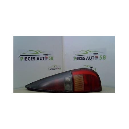 Feu arriere principal droit (feux) RENAULT LAGUNA 1 PHASE 1 BREAK d’occasion