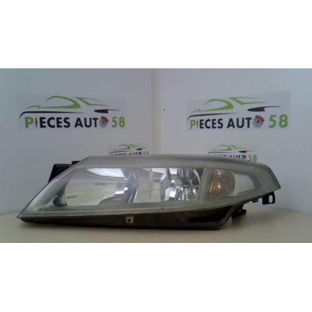 Optique avant principal gauche (feux)(phare) RENAULT LAGUNA 2 PHASE 1 d’occasion
