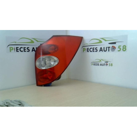 Feu arriere principal droit (feux) RENAULT 1.9 DCI 110 8V d’occasion