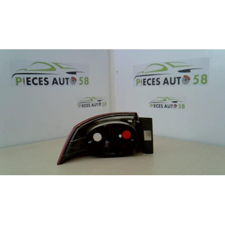 Feu arriere principal droit (feux) RENAULT LAGUNA 2 PHASE 2 d’occasion