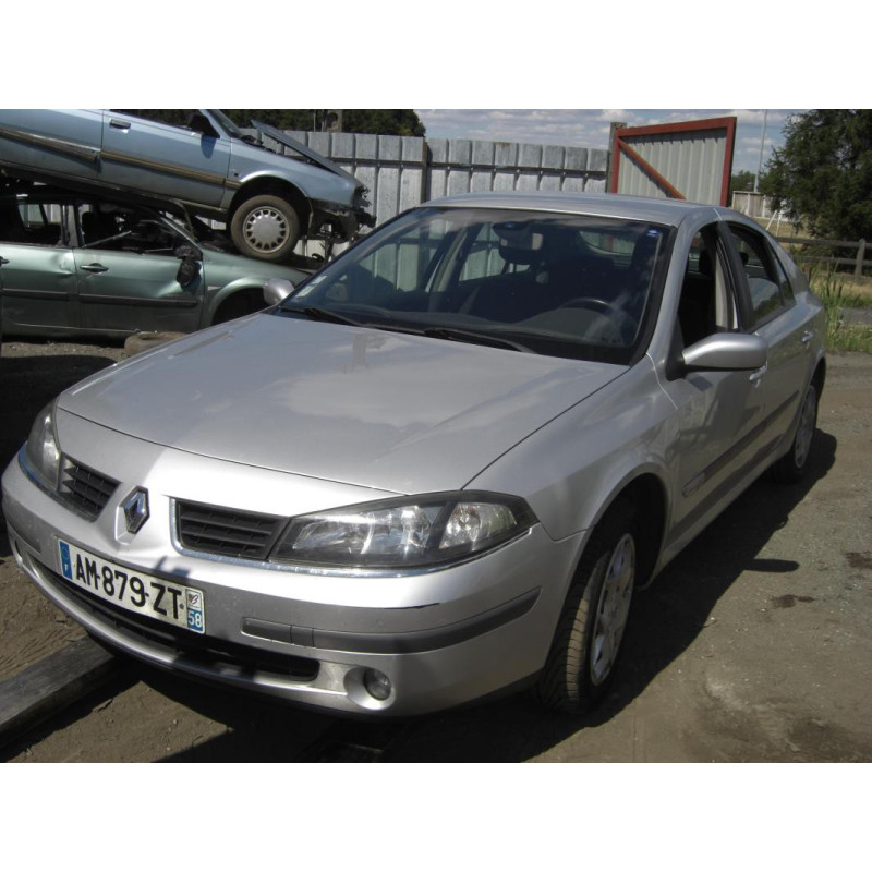 Feu arriere secondaire droit (feux) RENAULT LAGUNA 2 PHASE 2 d’occasion