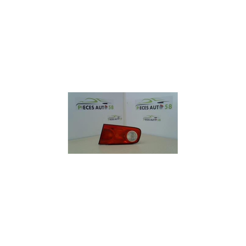 Feu arriere secondaire droit (feux) RENAULT LAGUNA 2 PHASE 2 d’occasion
