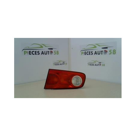 Feu arriere secondaire droit (feux) RENAULT LAGUNA 2 PHASE 2 d’occasion