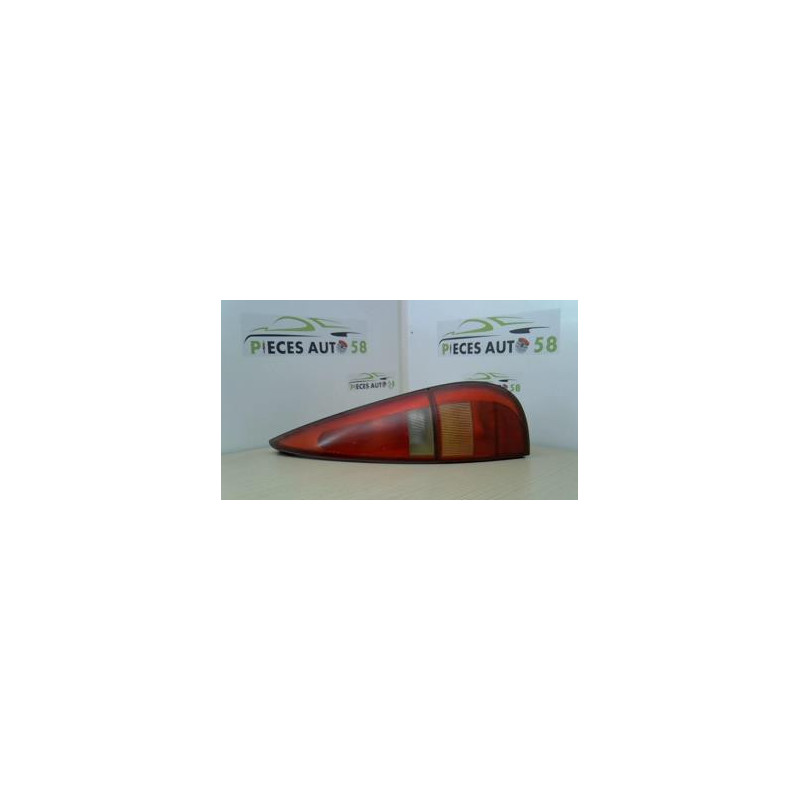 Feu arriere principal droit (feux) RENAULT LAGUNA 1 PHASE 2 BREAK d’occasion