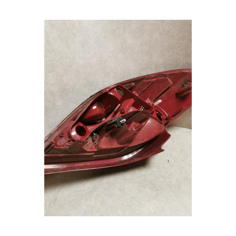 Feu arriere principal droit (feux) PEUGEOT 207 PHASE 2 d’occasion