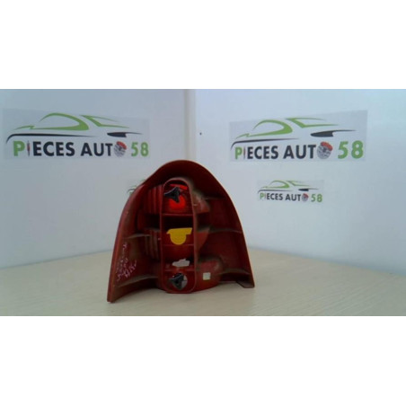 Feu arriere principal droit (feux) RENAULT TWINGO 1 PHASE 3 d’occasion