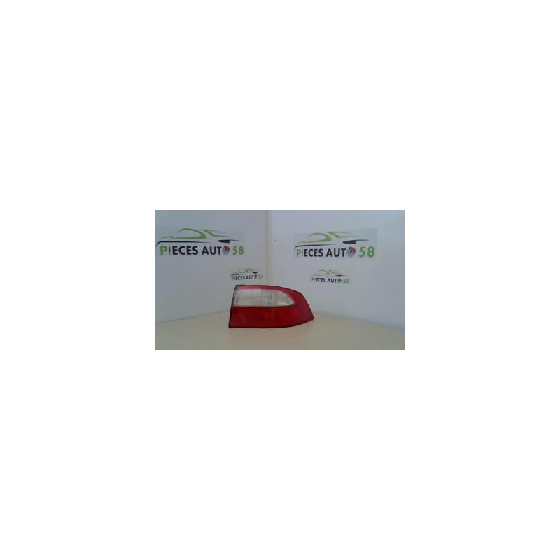 Feu arriere principal droit (feux) RENAULT LAGUNA 2 PHASE 1 d’occasion