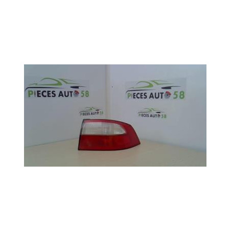 Feu arriere principal droit (feux) RENAULT LAGUNA 2 PHASE 1 d’occasion