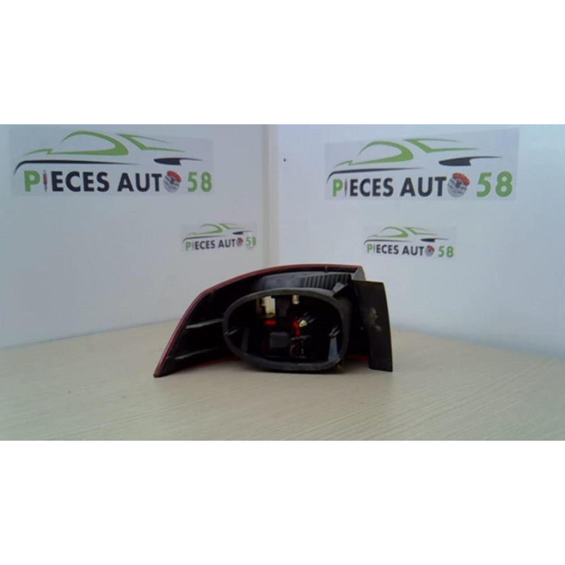 Feu arriere principal droit (feux) RENAULT LAGUNA 2 PHASE 1 d’occasion