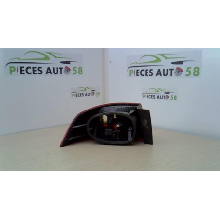 Feu arriere principal droit (feux) RENAULT LAGUNA 2 PHASE 1 d’occasion