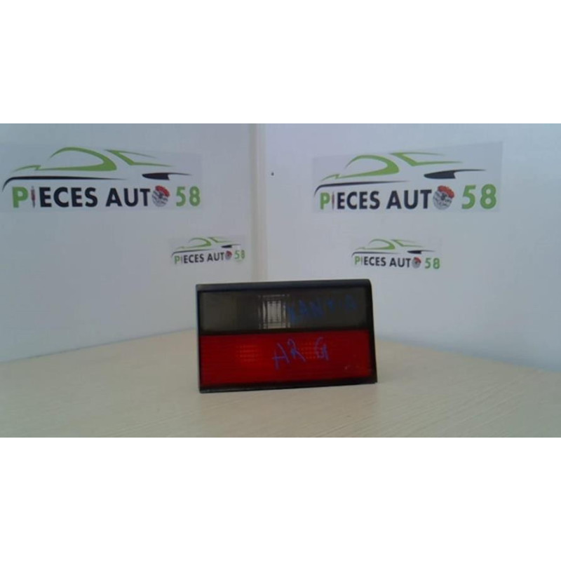 Feu arriere secondaire gauche (feux) CITROEN XANTIA PHASE 1 d’occasion