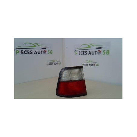 Feu arriere principal gauche (feux) CITROEN XANTIA PHASE 2 BREAK d’occasion