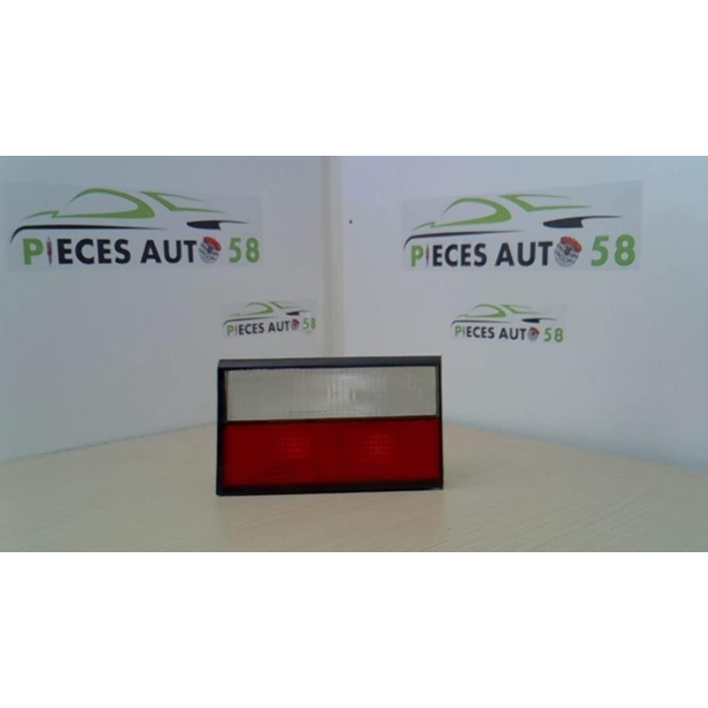 Feu arriere secondaire droit (feux) CITROEN XANTIA PHASE 2 d’occasion