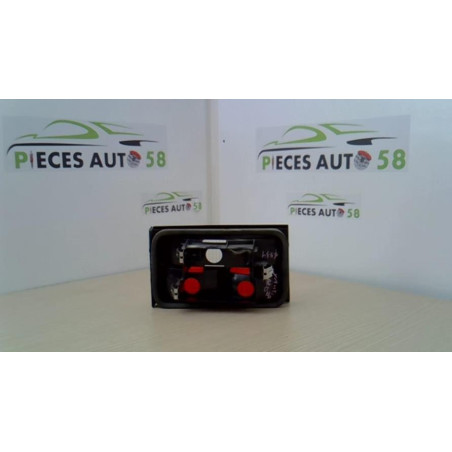 Feu arriere secondaire droit (feux) CITROEN XANTIA PHASE 2 d’occasion