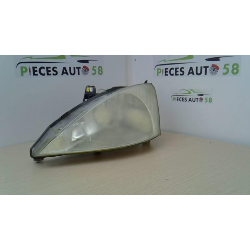 Optique avant principal gauche (feux)(phare) FORD FOCUS 1 d’occasion