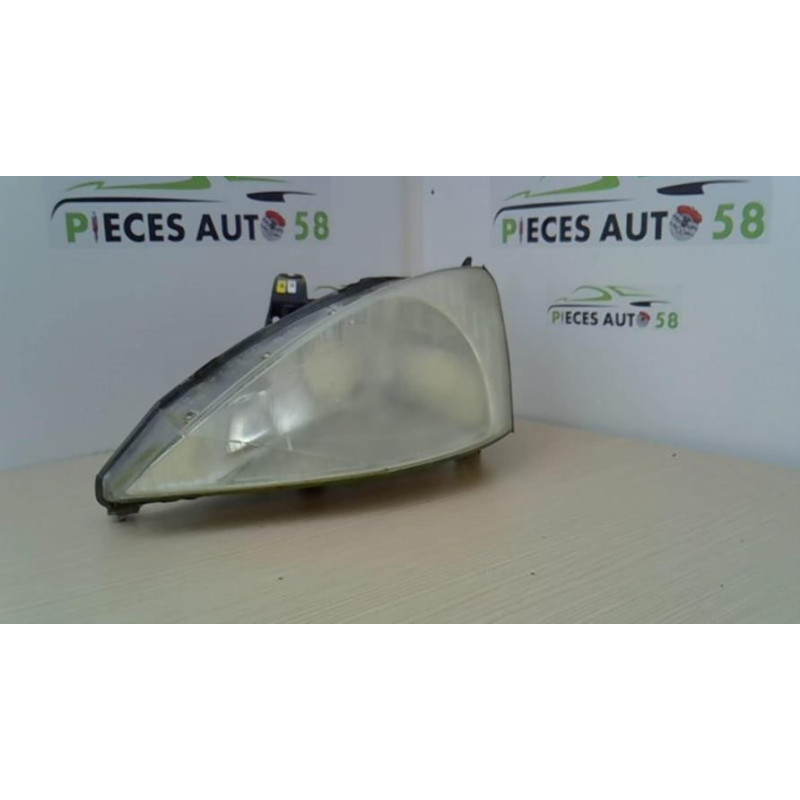Optique avant principal gauche (feux)(phare) FORD FOCUS 1 d’occasion