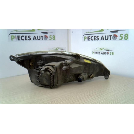 Optique avant principal gauche (feux)(phare) FORD FOCUS 1 d’occasion