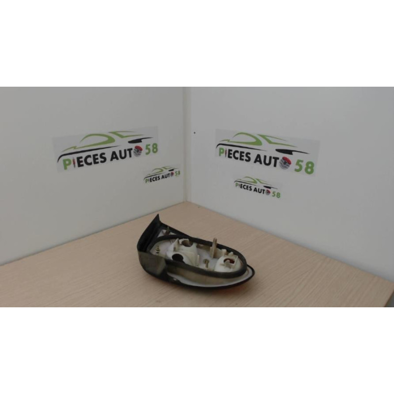 Feu arriere principal gauche (feux) RENAULT MEGANE 1 PHASE 1 COUPE d’occasion