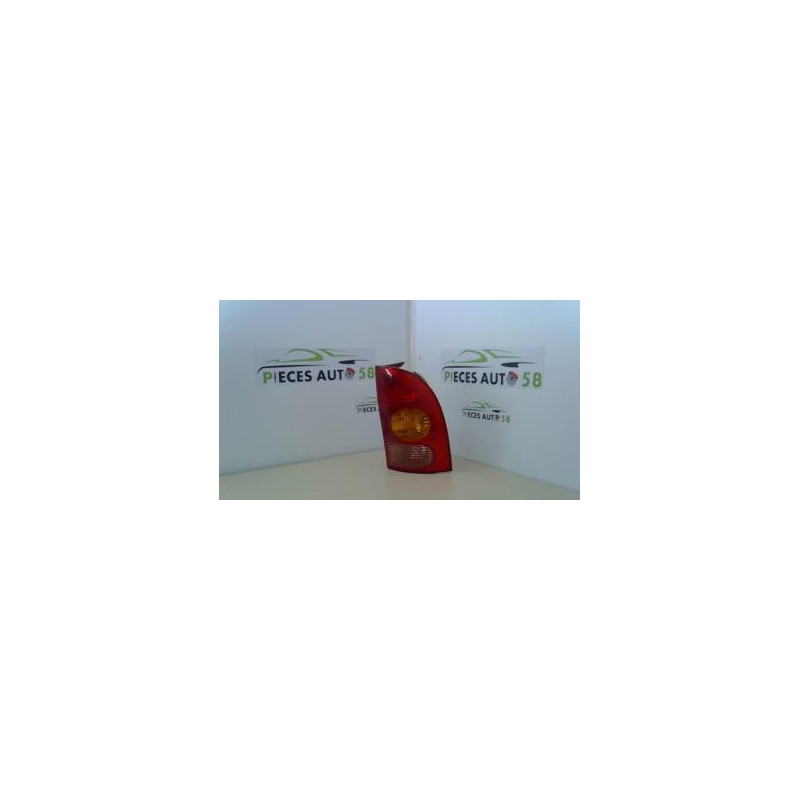 Feu arriere principal droit (feux) RENAULT MEGANE 1 BREAK d’occasion