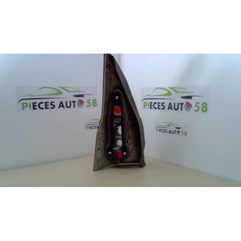 Feu arriere principal droit (feux) RENAULT MEGANE 2 PHASE 2 BREAK d’occasion