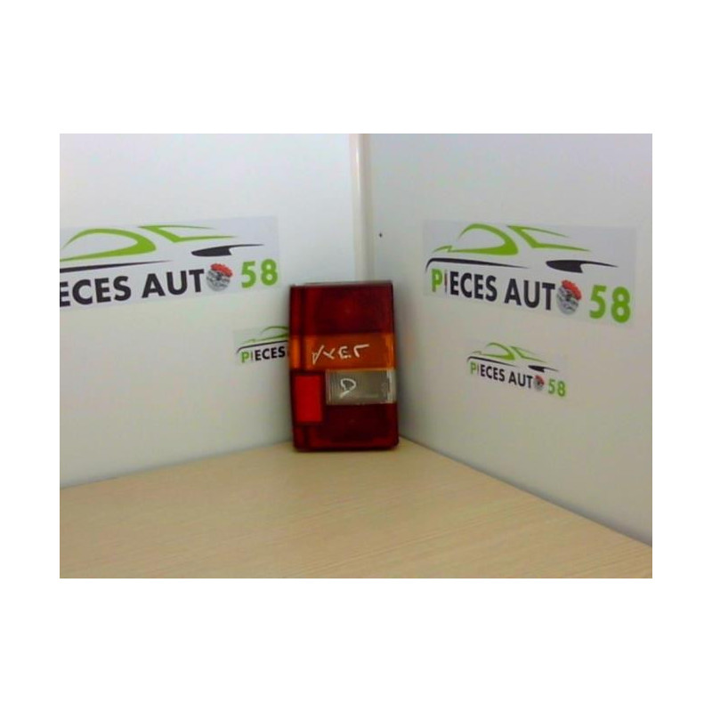 Feu arriere principal droit (feux) CITROEN AXEL d’occasion
