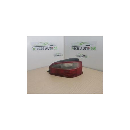 Feu arriere principal droit (feux) CITROEN SAXO PHASE 2 d’occasion