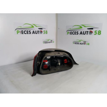 Feu arriere principal droit (feux) CITROEN SAXO PHASE 2 d’occasion