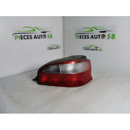 Feu arriere principal droit (feux) CITROEN SAXO PHASE 2 d’occasion