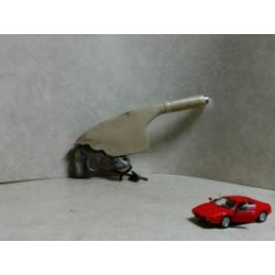 Levier frein à main VOLKSWAGEN POLO 4 PHASE 2 d’occasion